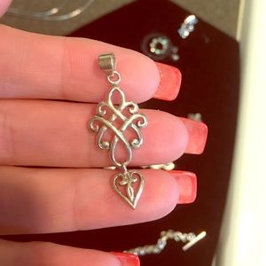 Solid Sterling silver .925 pendant lariat